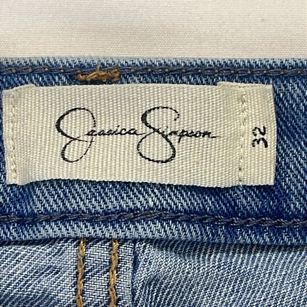 JESSICA SIMPSON INFINITE HIGH WASTE  SIZE 32 Women's Blue Denim Shorts